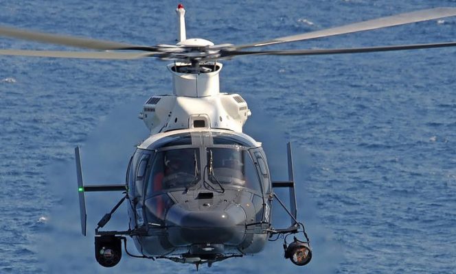 
					Helikopter AS565 MBe Panther tengah mengudara (Hak cipta: Anthony Pecchi)
