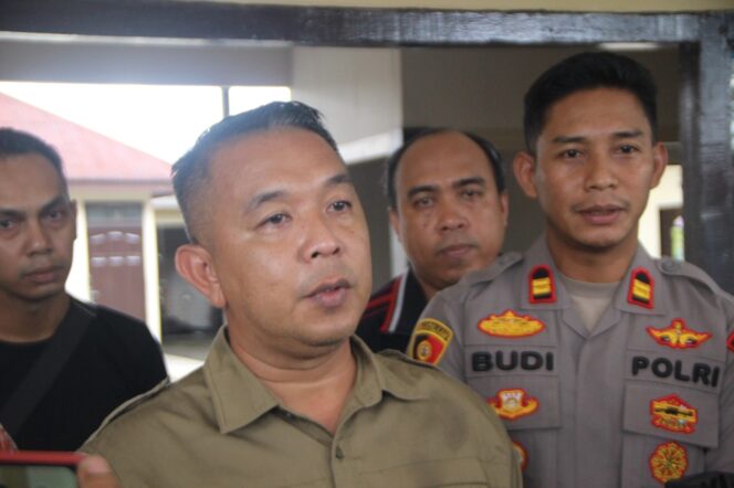
					Polisi Amankan Dua Pria yang diduga Sering Lakukan Pungli ke Sopir Truk di SPBU ATS Ambawang