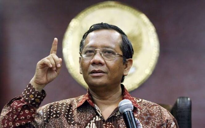 
					Mahfud Md Minta Polisi Profesional Tangani Kasus Penembakan Relawan Prabowo-Gibran 