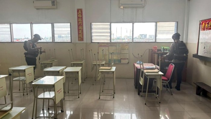 Brimob Sterilisasi SMA Cahaya Sakti Jatinegara Usai Ancaman Bom di Media Sosial