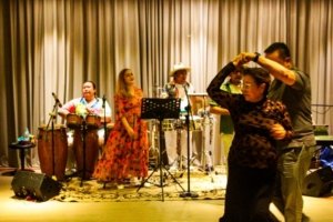 Cara Unik Komunitas Salsa Menjaga Kebugaran Tubuh Selama Ramadan