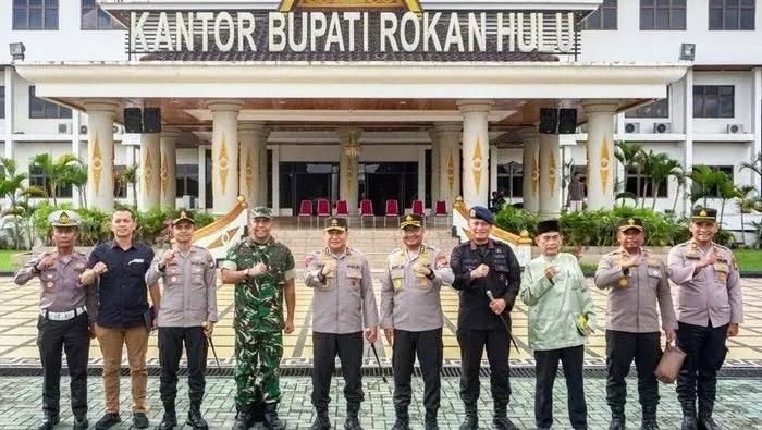 Cegah Konflik Agraria, Kapolda Riau dan Danrem 031/WB Sambangi Rokan Hulu