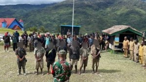 Berangsur Melemah, 17 Anggota OPM Serahkan Diri ke Satgas Koops Swasembada