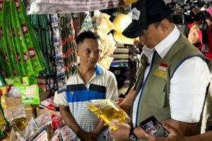 Pastikan Ketersediaan Pangan Selama Ramadhan, Dirut Bulog Lakukan Sidak di Sejumlah Pasar 