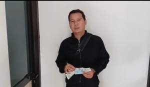 Pelayanan Samsat Keliling Depok mendapat apresiasi warga karena cepat dan ramah, salah satunya Rijal. Masyarakat berharap layanan ini diperluas hingga tingkat kelurahan. (Ist)