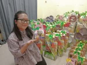 Pesanan Parcel Banyumas Meledak Jelang Lebaran