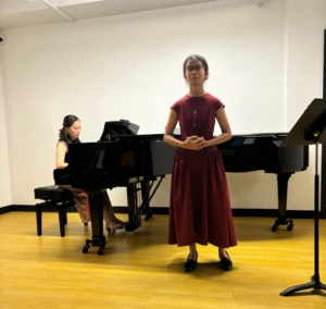 Beatrice Gobang Tampil di New York, Bawa Tembang Puitis Indonesia ke Panggung Internasional