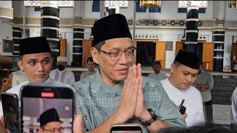 Menkeu Purbaya mengungkap alasan THR ASN belum sepenuhnya cair. Kendala disebut berasal dari pengajuan kementerian dan lembaga, bukan ketersediaan anggaran pemerintah. (Foto: RN/Budi Tanjung)