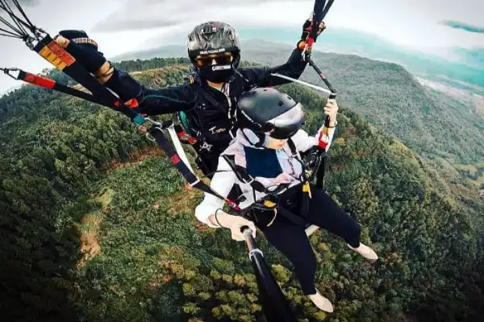 Festival Paralayang dan Trabas di Bukit Watu Kumpul Digelar Awal April 2026