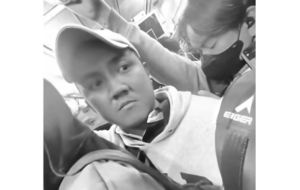 Terduga pelaku pelecehan seksual. Kasus pelecehan seksual di KRL Commuter Line viral di media sosial. KAI Commuter menelusuri pelaku melalui CCTV dan menyiapkan sanksi blacklist. (Foto: Tangkapan Layar)