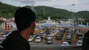 Arus mudik Lebaran 2026 di lintasan Merak–Bakauheni mulai meningkat. Sebanyak 126.276 pemudik telah menyeberang dari Jawa ke Sumatera hingga H-8 Lebaran. (Foto: RN/Tama)