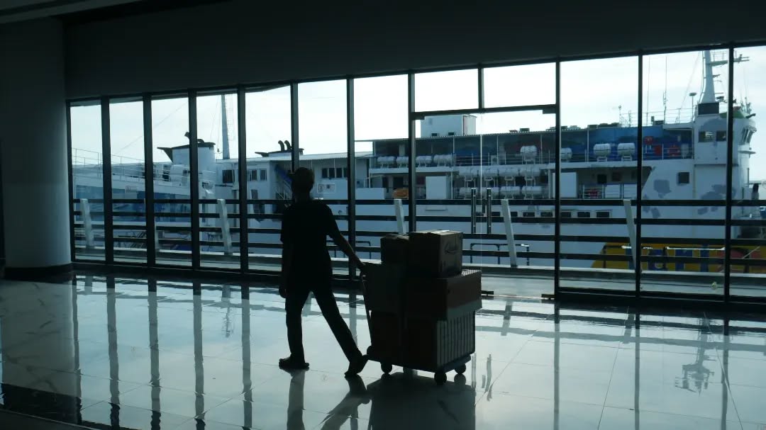 Sebanyak 80 kapal feri disiapkan untuk melayani arus mudik Lebaran 2026 di lintasan Merak–Bakauheni guna mengantisipasi lonjakan penumpang dan kendaraan. (Foto: RN/Tama)