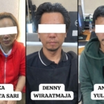 Bareskrim Polri menangkap tiga buronan pengendali narkoba di tempat hiburan malam Whiterabit. Polisi menyita uang miliaran rupiah dan mengungkap peran jaringan. (Foto Kolase: RN/Tama/HO-Dittipidnarkoba Bareskrim Polri)