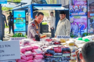 Keberhasilan Polri memberantas narkoba disebut menyelamatkan 219,74 juta jiwa. Nilainya dinilai tak bisa diukur dengan rupiah semata. (Dok. Humas Polri)