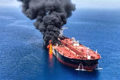 Korps Garda Revolusi Islam Iran (IRGC) mengatakan pihaknya menyerang sebuah kapal tanker minyak yang diduga terkait dengan AS di Selat Hormuz sebagai bagian dari serangan balasan menyusul serangan AS dan Israel. (Foto: Getty Images)