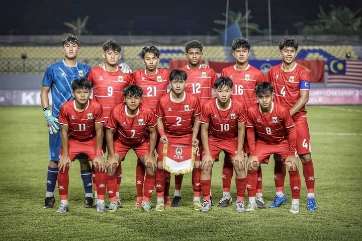 Timnas Indonesia U-17 gagal meraih kemenangan usai ditahan Vietnam 0-0 di Piala AFF U-17 2026. Pelatih Kurniawan Dwi Yulianto soroti lemahnya serangan balik. (Foto: Antara/Rizal Hanafi)