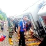 Tiga Gerbong KA Bangunkarta Anjlok di Brebes, Jalur Rel Ganda Lumpuh Total