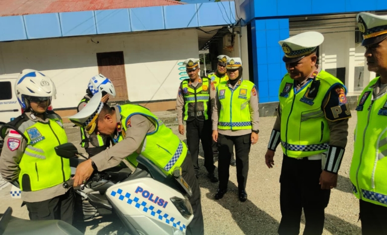 Ditlantas Polda NTT Pengecekan Kendaraan Dinas Dukung Operasi Semana Santa 2026