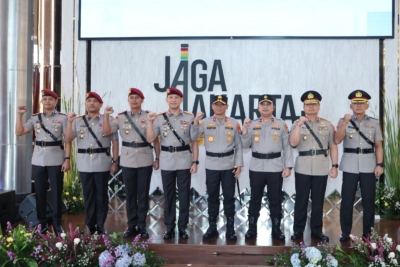 Kapolda Metro Jaya memimpin sertijab tiga pejabat utama dan menegaskan pentingnya kinerja terbaik, integritas, serta pelayanan optimal kepada masyarakat. (Foto: RN/HO-Humas Polda Metro Jaya)