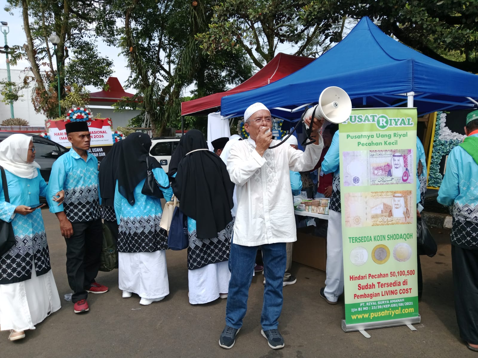 Jelang Musim Haji, Permintaan Uang Real Pecahan Kecil Meningkat