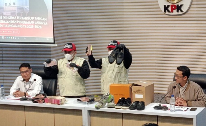 KPK Tetapkan Bupati Tulungagung Gatut Sunu Wibowo sebagai Tersangka Pemerasan