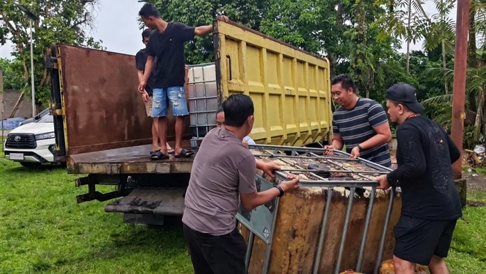 Polda Riau Tangkap Penimbun 3.200 Liter Solar Subsidi untuk Tambang Emas Ilegal