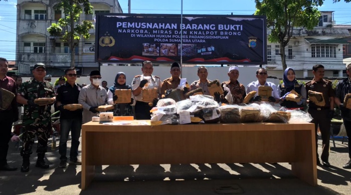 Polres Padangsidimpuan Musnahkan Sabu dan Ganja Hasil Operasi Pekat