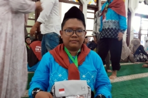 Kisah Calon Haji Termuda dari Madina yang Membawa Rindu Ayah dan Kecemasan Masa Depan