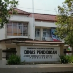 Pemkab Banyumas menargetkan penanganan 15 ribu anak tidak sekolah melalui strategi jemput bola, verifikasi data lapangan, serta penguatan PKBM dan kelas jarak jauh. (Ist)