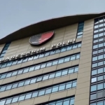 Bareskrim Polri mengungkap sindikat phishing lintas negara dengan keuntungan Rp25 miliar. Dua tersangka ditangkap, aset miliaran rupiah disita. (Foto: ReportaseNews/Tama)