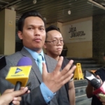 Kasus dugaan penipuan trading kripto yang menyeret Timothy Ronald terus bergulir. Korban klaim kerugian hingga Rp400 miliar dan mendesak pemeriksaan segera. (Foto: ReportaseNews/Tama)