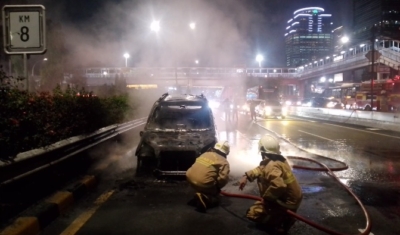 Peristiwa terjadi sekitar pukul 18.20 WIB di kilometer 8, kawasan Semanggi, Kebayoran Baru, Jakarta Selatan. (Foto: ReportaseNews/Tama)