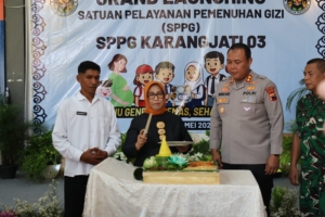 SPPG Karangjati 3 di Blora resmi beroperasi dan menargetkan 1.050 penerima manfaat. Fasilitas ini diharapkan memperkuat pemenuhan gizi masyarakat, terutama anak-anak. (Foto: ReportaseNews/Andi)