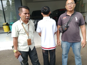 Kasus dugaan pembakaran remaja di Sokaraja, Banyumas, belum menemui titik terang setelah hampir enam bulan. Kuasa hukum korban menilai penyidikan mandek dan minim transparansi. (Foto: ReportaseNews/Kus)