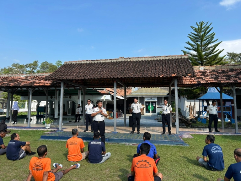 Lapas Kelas IIB Purwodadi menggelar sosialisasi pemenuhan kebutuhan dasar WBP untuk memperkuat layanan kesehatan, kebersihan lingkungan, dan kualitas makanan. (Foto: ReportaseNews/And)