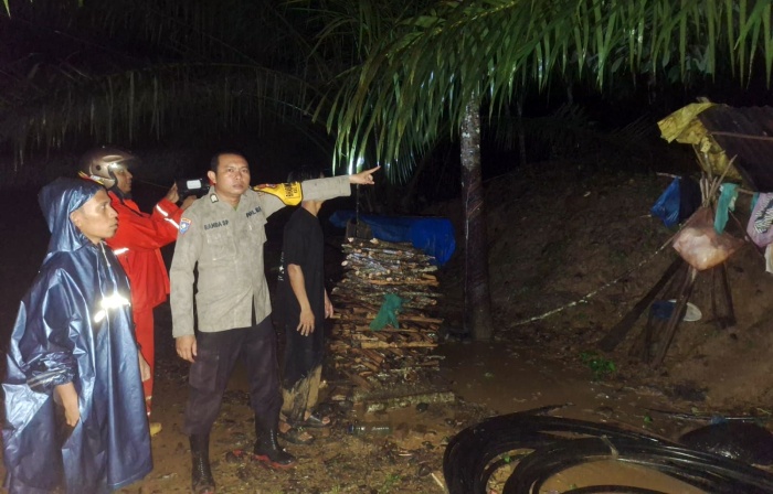 Butuh Alat Berat, Ibu dan Anak Hilang Tertimbun Longsor di Tapsel