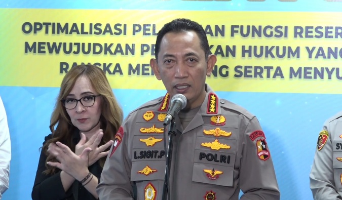 Kapolri Jenderal Polisi Listyo Sigit Prabowo menekankan penguatan SDM penyidik dan antisipasi kejahatan transnasional dalam Rakernis Reskrim Polri 2026. (Foto: ReportaseNews/Tama)