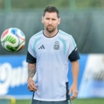 Lionel Messi memimpin daftar top skor Piala Dunia 2026 dengan lima gol. Kylian Mbappe dan Erling Haaland terus membayangi setelah sama-sama menambah koleksi gol mereka. (Foto: AFP/Juan Mabromata)