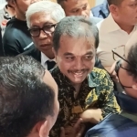 Kejari Jakarta Selatan mengabulkan penangguhan penahanan Roy Suryo dan dr Tifa dalam kasus dugaan tudingan ijazah palsu Jokowi. Keduanya tidak ditahan usai pelimpahan berkas. (Foto: ReportaseNews/Tama)
