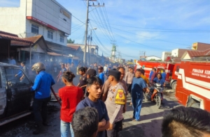 Demi Selamatkan Mobil, Pemilik Kios Minyak di Paluta Luka Bakar Parah