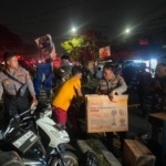 Respons Cepat Polda Metro Jaya Bantu Warga Atasi Kebakaran Pasar Jiung
