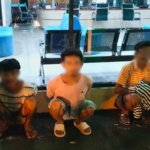 Tiga pria terduga pengguna sabu diamankan tim gabungan Brimob Polda Metro Jaya dan Polres Metro Jakarta Utara saat patroli dini hari di kawasan Warakas, Tanjung Priok. (Foto: ReportaseNews/HO-Humas Polda Metro Jaya)