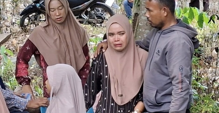 Isak Tangis Istri dan Pesan Terakhir Muhammad Solih dari Lubang Tambang Emas