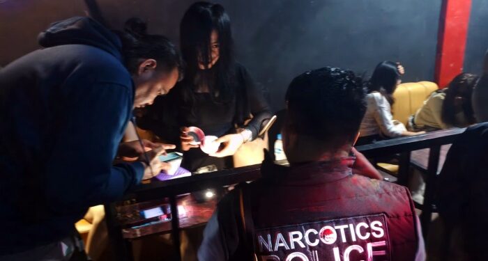 Polisi Razia 28 Karaoke di Padangsidimpuan, Pengunjung Wanita Positif Nyabu