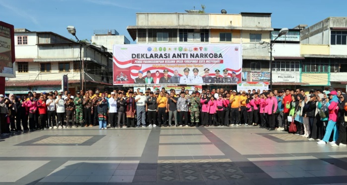 Ratusan Warga Padangsidimpuan Deklarasi Perang Total Lawan Narkoba