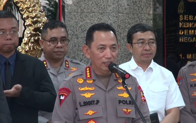 Kapolri Jenderal Pol. Listyo Sigit Prabowo akan mengaktifkan kembali Satgas Anti Mafia Bola untuk mencegah praktik judi selama Piala Dunia 2026. Polri juga siap memfasilitasi nobar hingga tingkat Polsek. (Foto: ReportaseNews/Tama)
