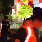 Polda Metro Jaya menangkap pasangan kekasih di sebuah hotel Jakarta Barat terkait peredaran sabu. Polisi menyita 12 paket sabu seberat 5,66 gram dan sejumlah barang bukti lainnya. (Foto: ReportaseNews/HO-Ditresnarkoba Polda Metro Jaya)