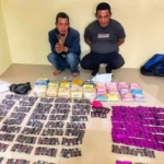 Bareskrim Polri mengungkap jaringan narkoba Pekanbaru dengan menyita 10 kilogram sabu, 12.000 butir ekstasi, dan ratusan cartridge etomidate. Dua tersangka ditangkap, jaringan diduga dikendalikan dari Malaysia dan lapas. (Foto: ReportaseNews/HO-Dittipidnarkoba Bareskrim Polri)