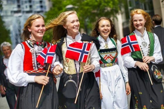 Kemenangan Norwegia atas Brazil di Piala Dunia 2026 membuat dunia menoleh. Simak fakta unik Norwegia, mulai dari sistem pemerintahan, pendidikan gratis, kesejahteraan masyarakat, hingga kualitas hidup terbaik di dunia. (Getty Images)
