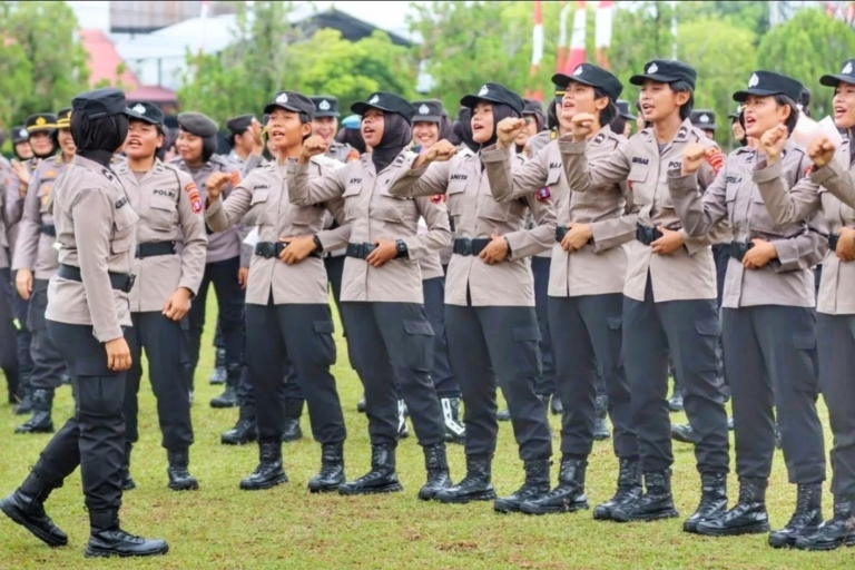 Ilustrasi Polwan Polri. (Ist)